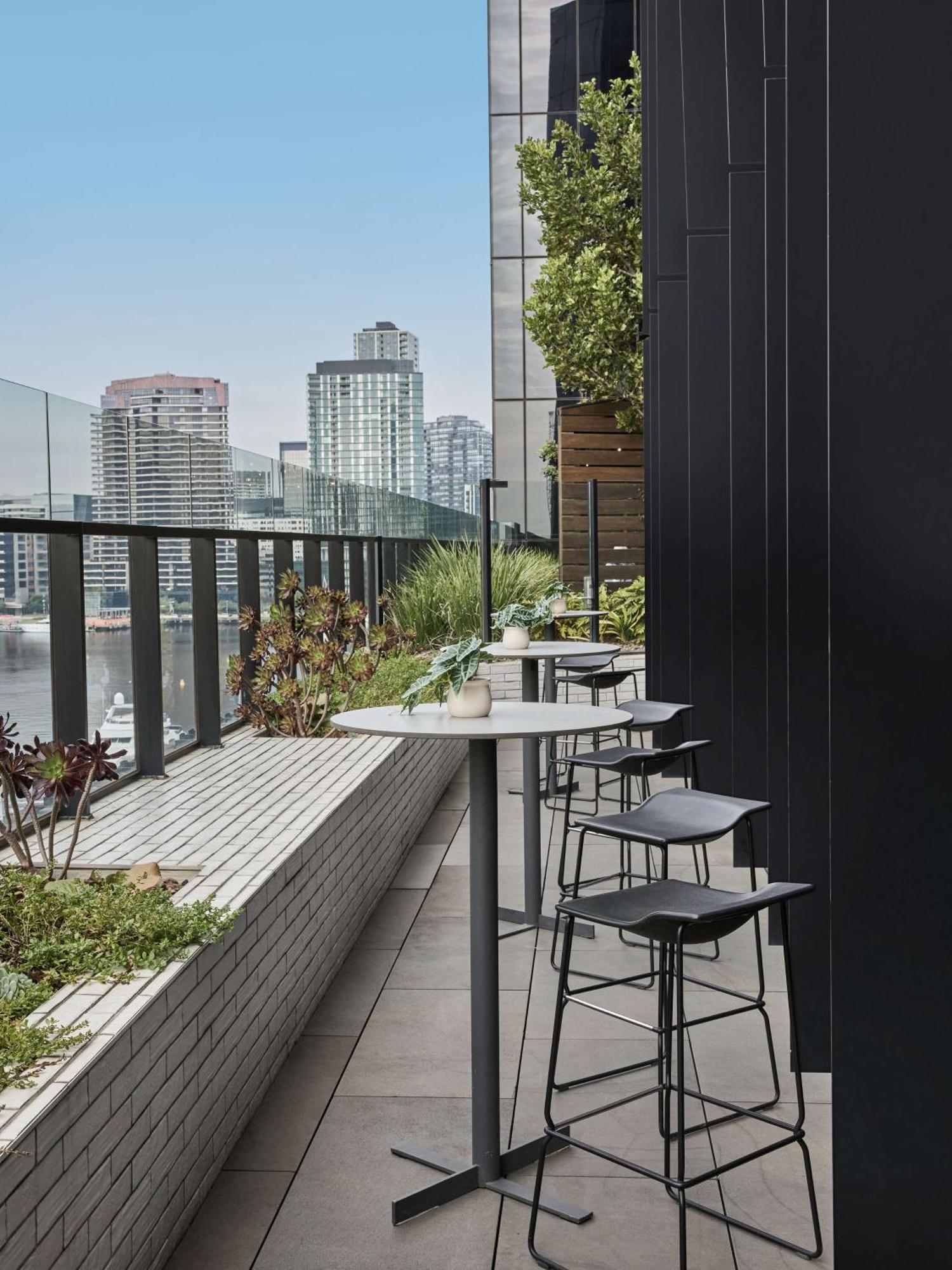Vibe Hotel Melbourne Docklands Eksteriør billede